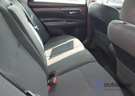 2015 Nissan Altima 2.5 S из США, поврежденный, VIN 1N4AL3AP2FN922277